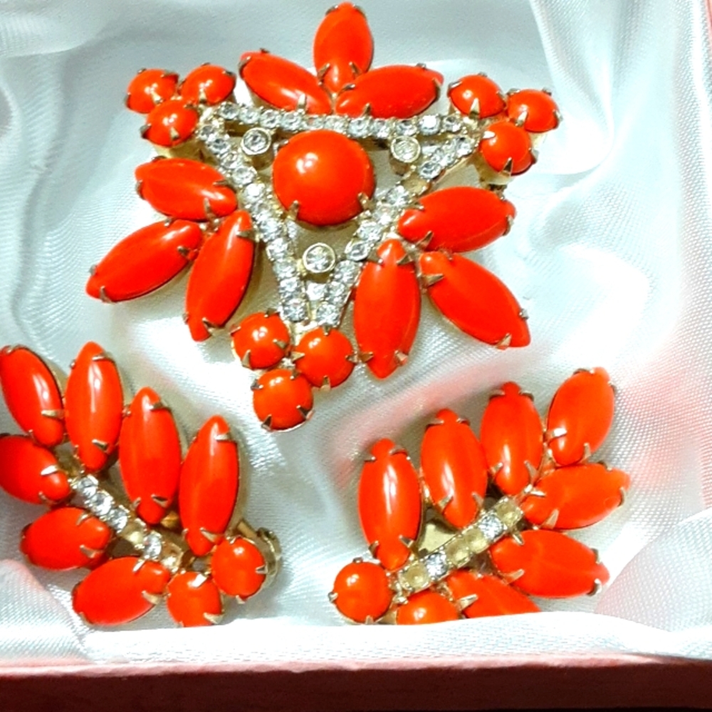 Vintage Faux Coral and Rhinestone Brooch and Earring Set